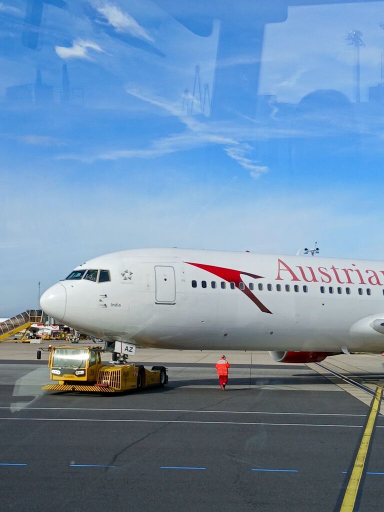 Foto eines Flugzeugs am Wien-Schwechat Flughafen
