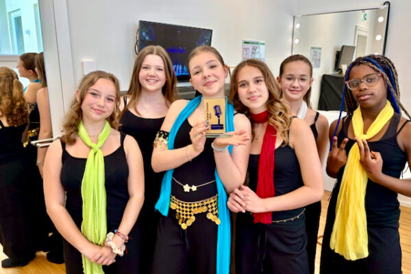 Foto von Mia and the B-Girls nach dem Auftritt