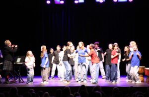 Foto von BJHS Chor-Kinder beim Auftritt